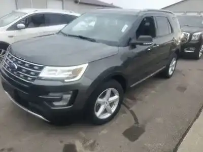 2017 Ford Explorer XLT 4WD's photo