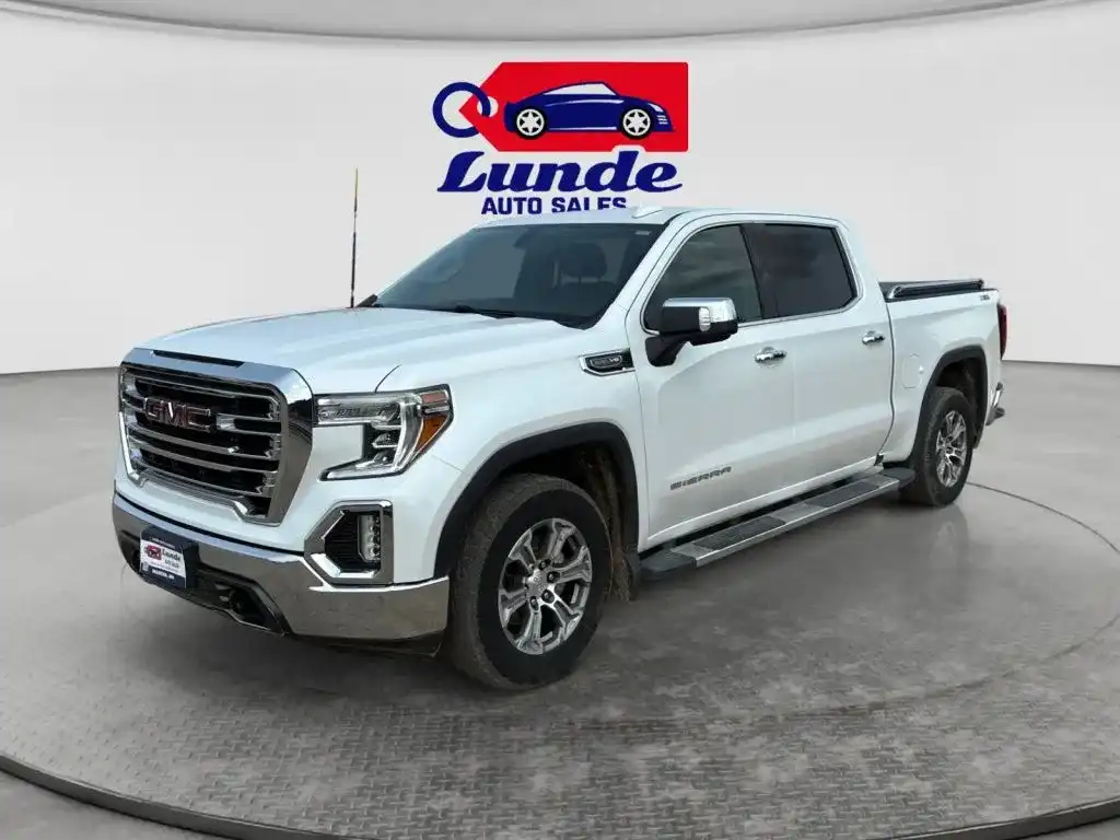 2021 GMC Sierra 4WD Crew Cab Short Box SLT's photo