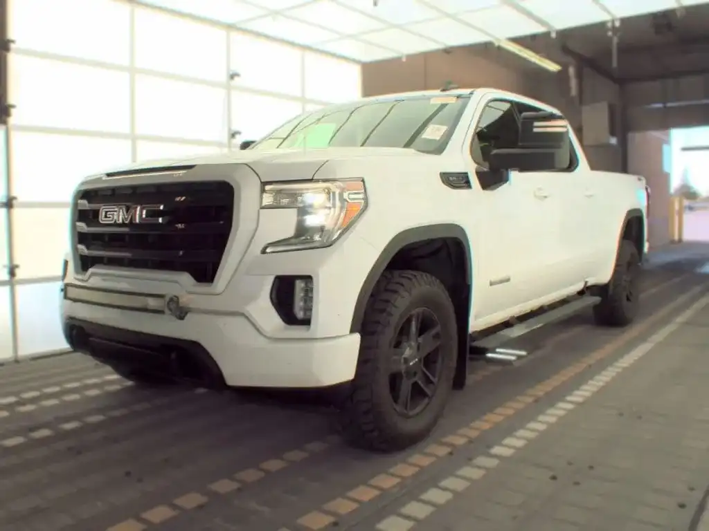 2021 GMC Sierra Elevation 4WD Crew Cab Standard Box's photo