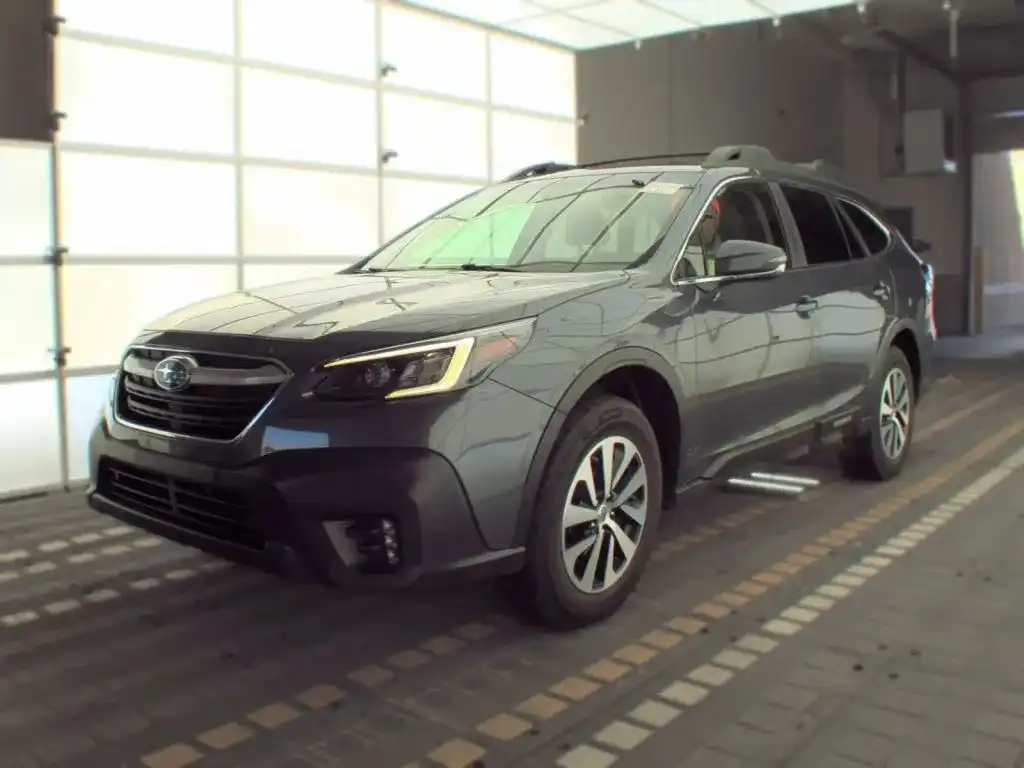 2022 Subaru Outback Premium's photo