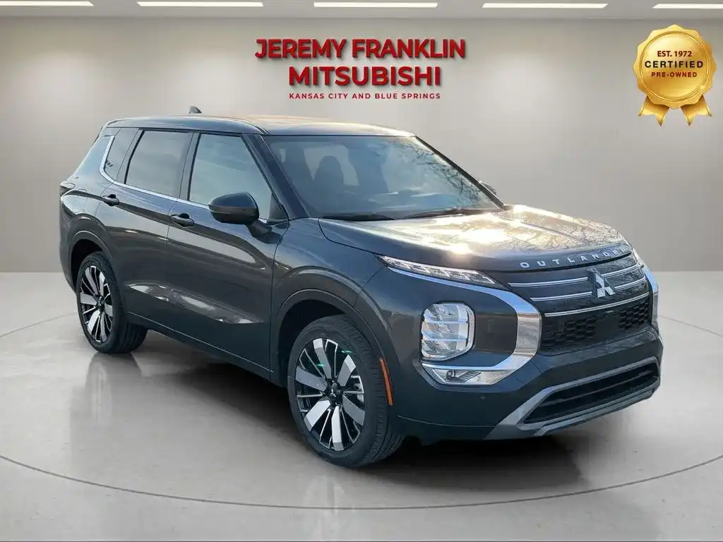 2026 Mitsubishi Outlander SE S-AWC's photo