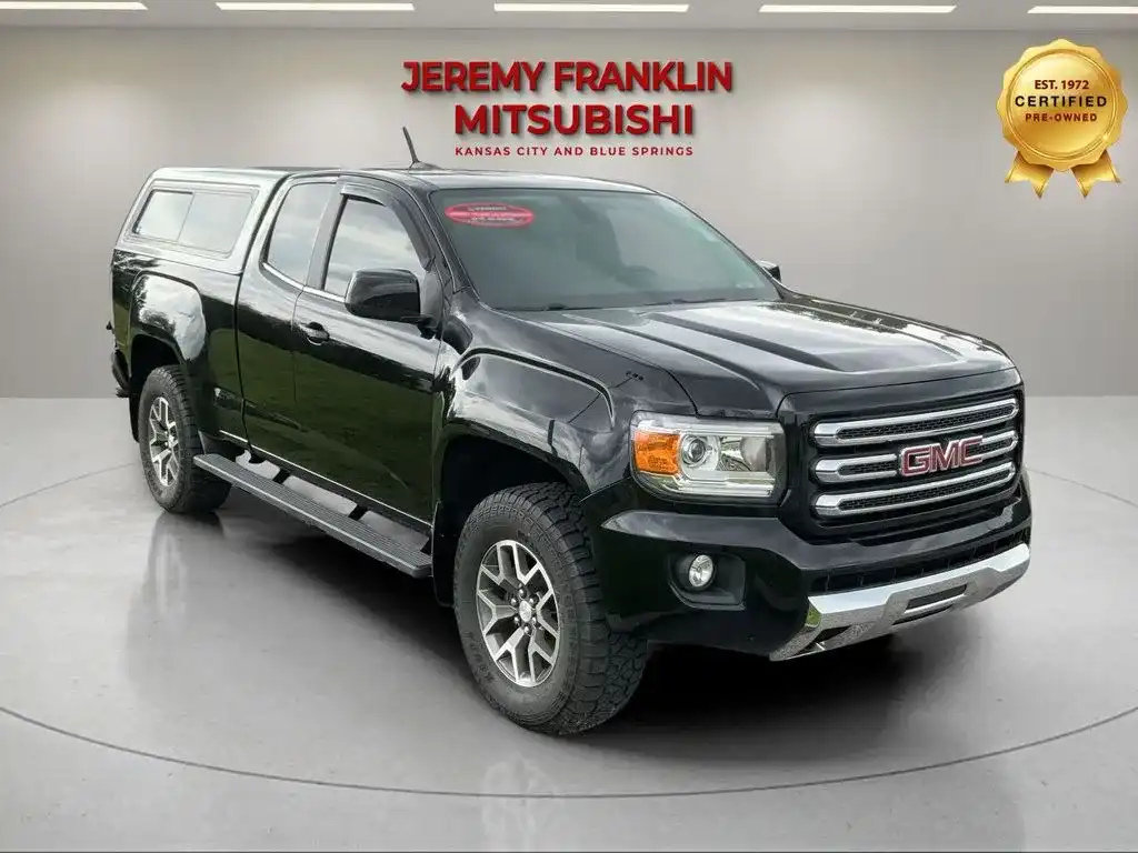 2016 GMC Canyon 4WD SLE Extended Cab's photo