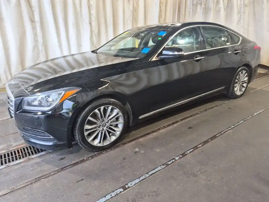 2015 Hyundai Genesis 3.8 RWD's photo