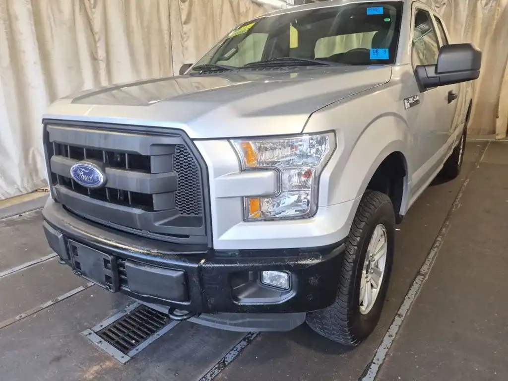 2015 Ford F-150 XL 4x4 SuperCab 145-in's photo