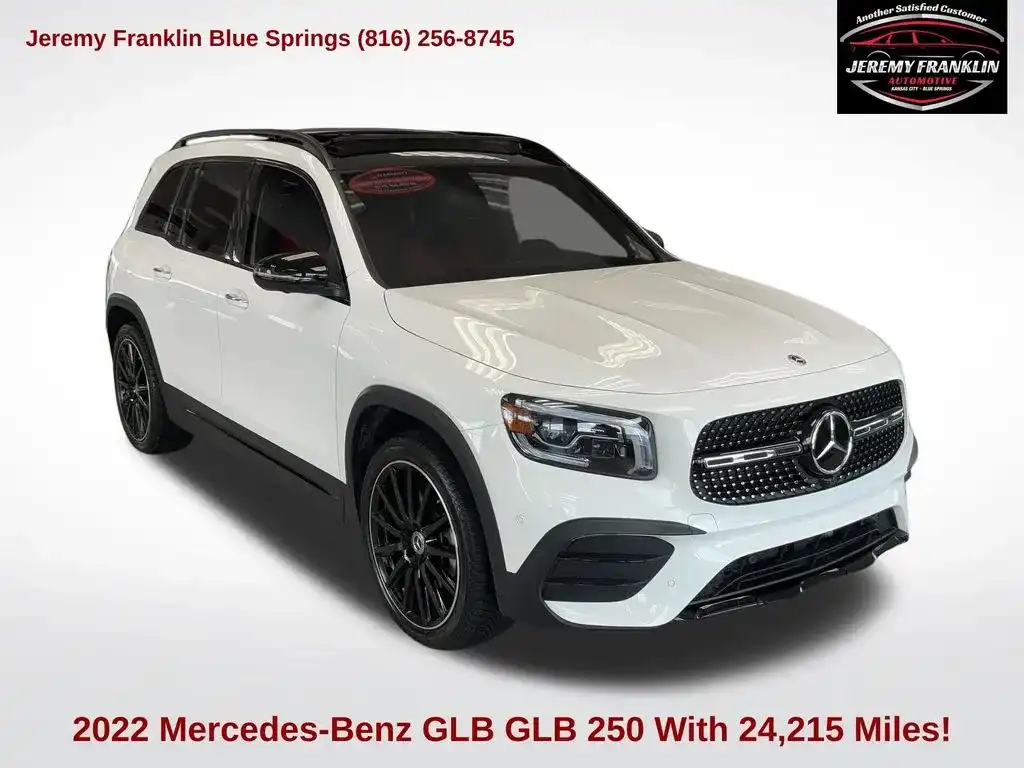 2022 Mercedes-Benz GLB GLB 250 4MATIC's photo