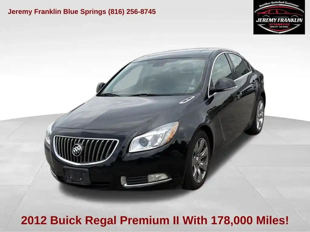 2012 Buick Regal Premium 2's photo
