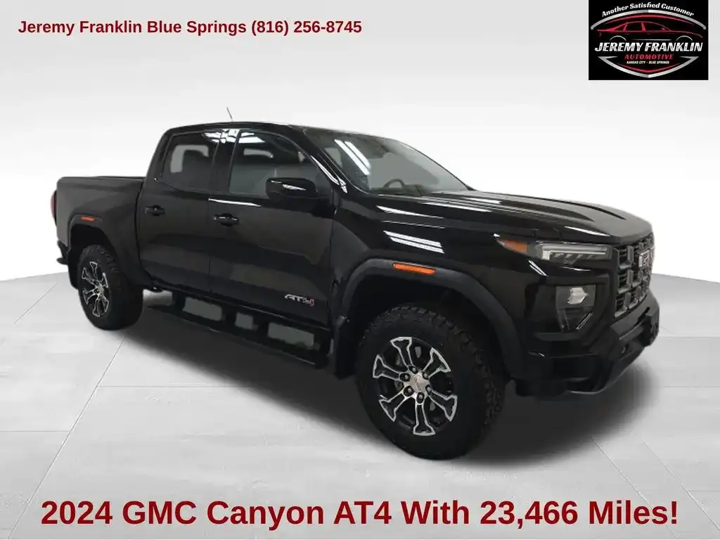 2024 GMC Canyon AT4 4WD Crew Cab Short Box's photo