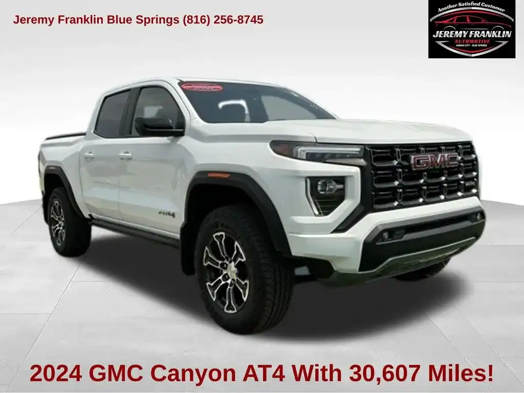2024 GMC Canyon AT4 4WD Crew Cab Short Box's photo