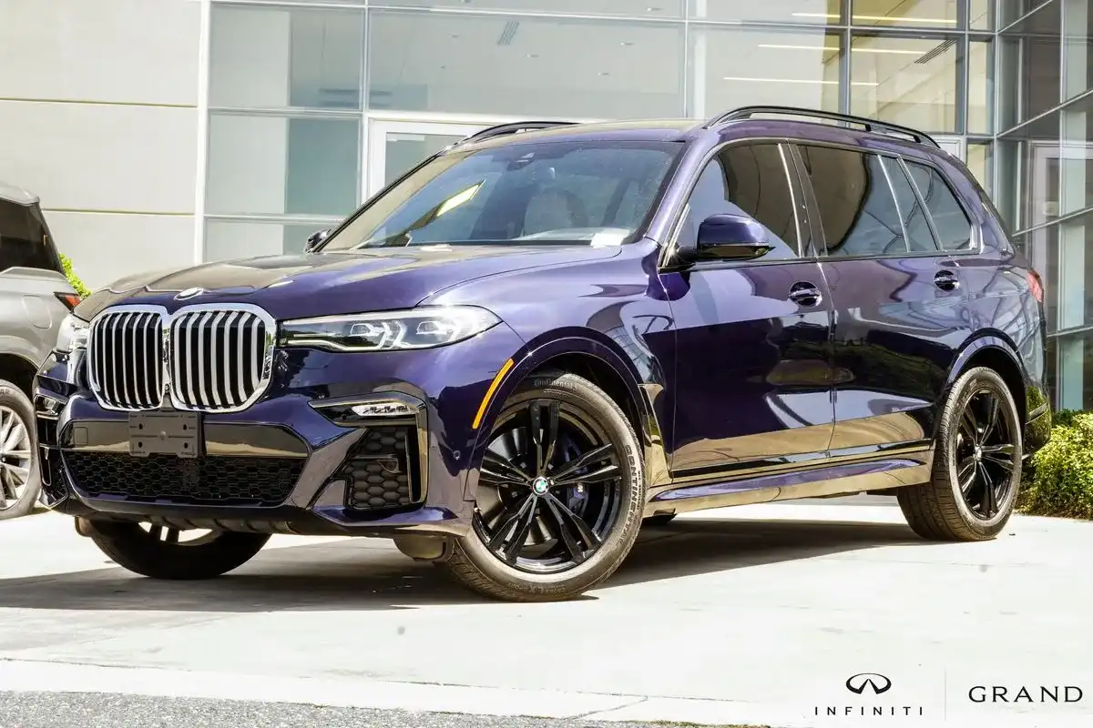 2020 BMW X7 xDrive40i's photo