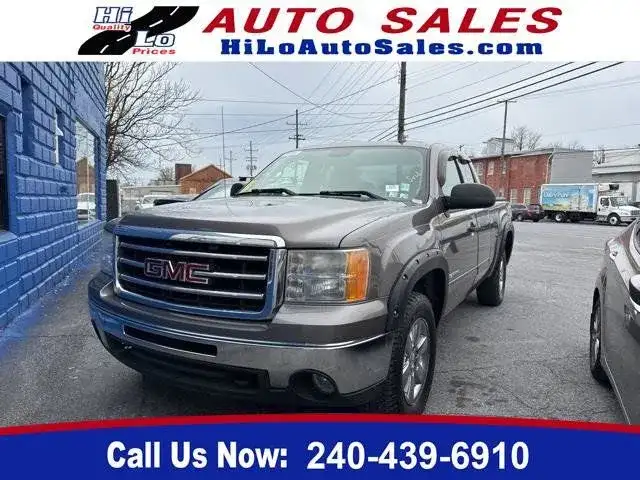 2013 GMC Sierra 4WD Extended Cab SLE MWB's photo