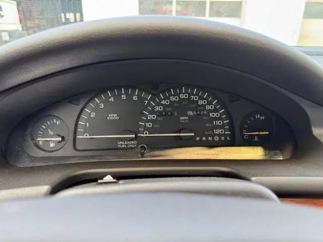 1993 Chrysler Concorde undefined photo 5