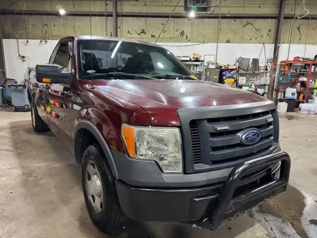 2009 Ford F-150 XL Regular Cab 126-in Styleside's photo