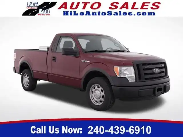2009 Ford F-150 XL Regular Cab 126 in Styleside's photo