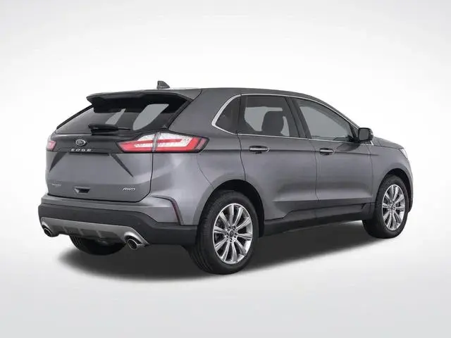 2024 Ford Edge Titanium AWD photo 4
