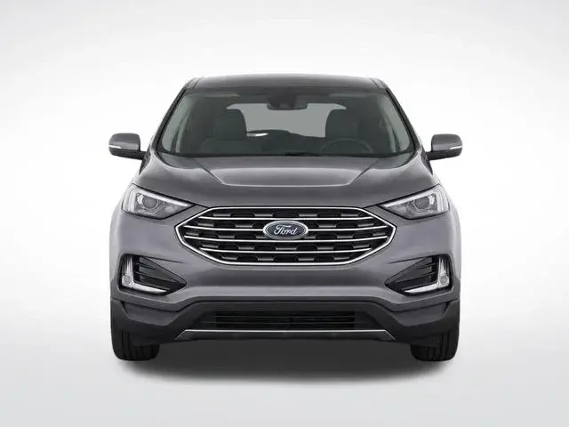 2024 Ford Edge Titanium AWD photo 5
