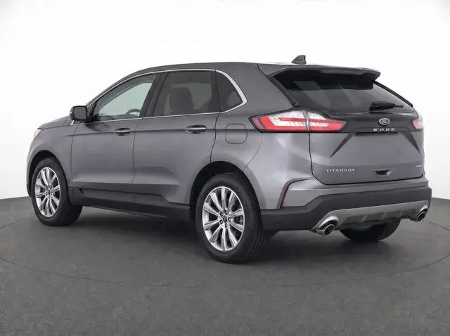 2024 Ford Edge Titanium AWD photo 3