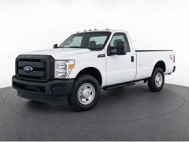 2016 Ford F-250 XL 4x4 Regular Cab 8' Box's photo