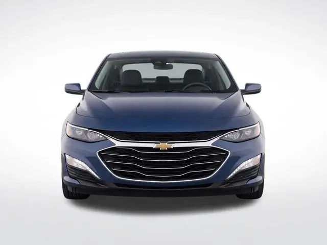 2024 Chevrolet Malibu 1LT photo 5