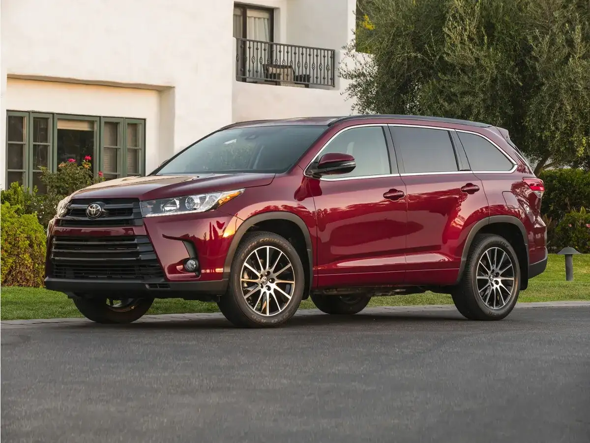2017 Toyota Highlander Limited Platinum 4x4 V6's photo