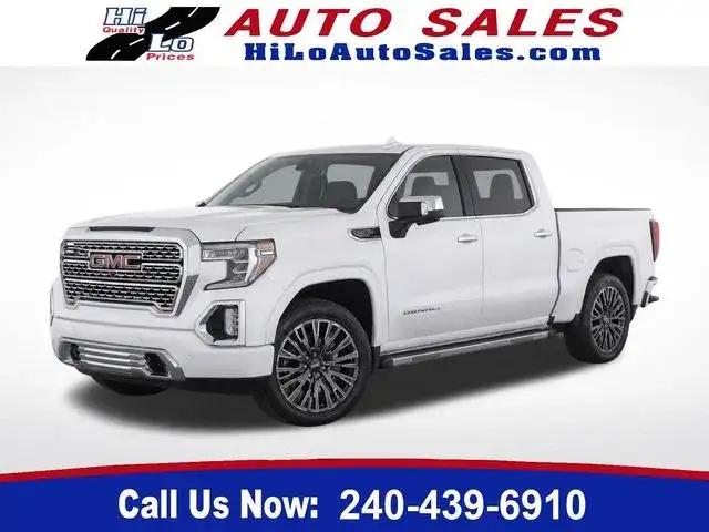 2022 GMC Sierra 4WD Crew Cab Short Box Denali's photo
