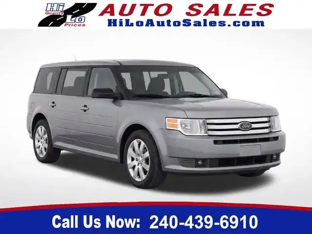 2009 Ford Flex SE FWD's photo