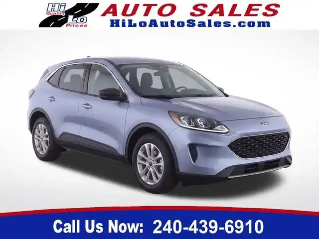 2022 Ford Escape SE FWD's photo