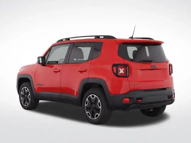 2017 Jeep Renegade Trailhawk 4WD photo 4