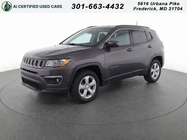 2019 Jeep Compass Latitude 4WD photo 1