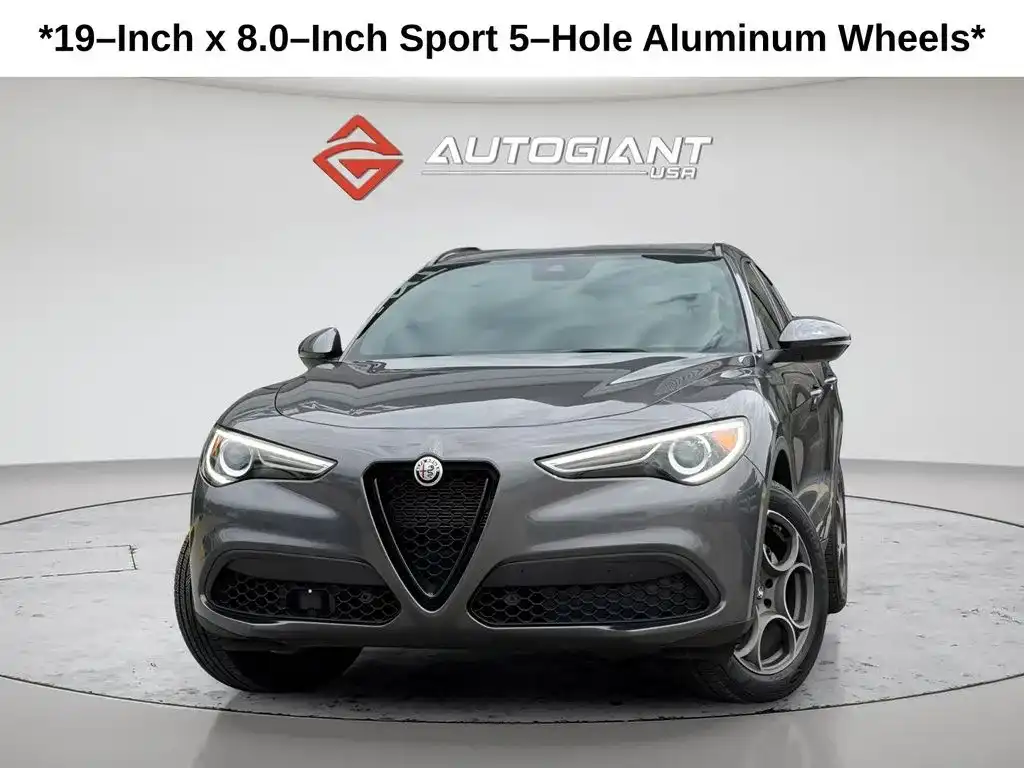 2022 Alfa Romeo Stelvio RWD's photo