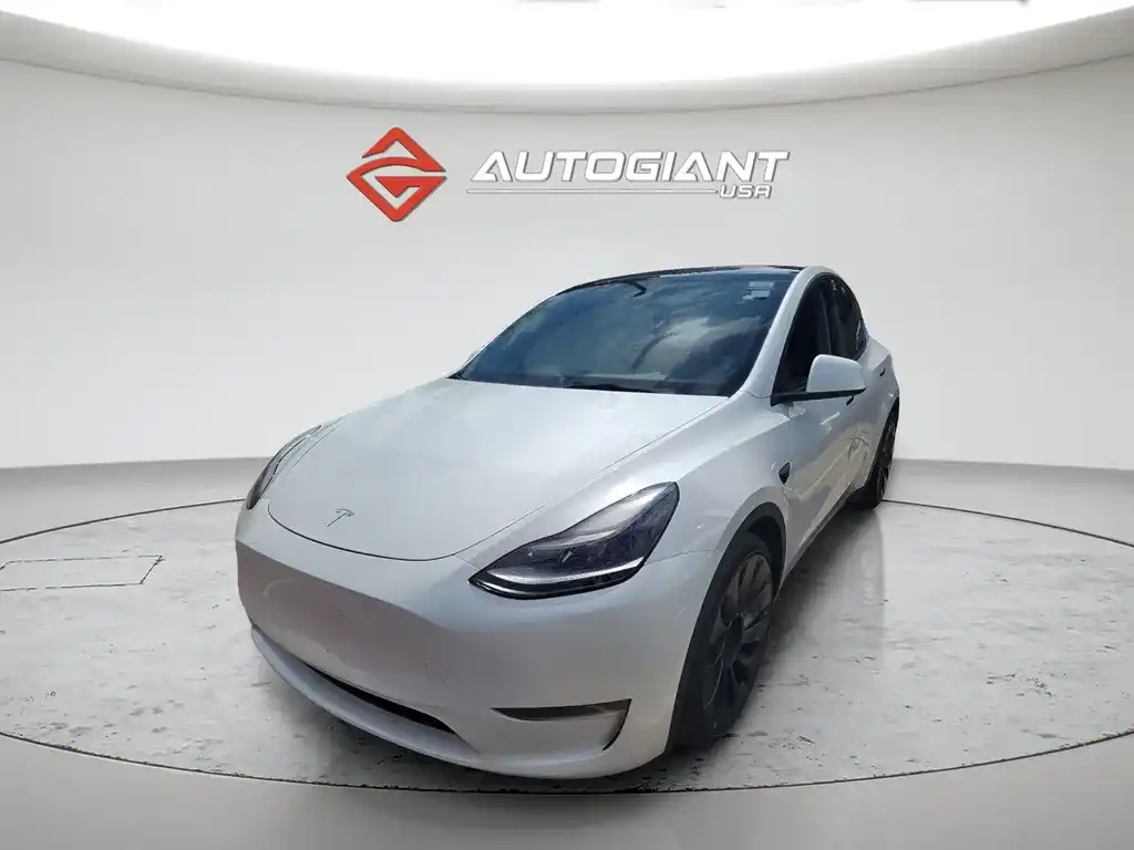 2023 Tesla Model Y Performance Dual Motor All-Wheel Drive's photo