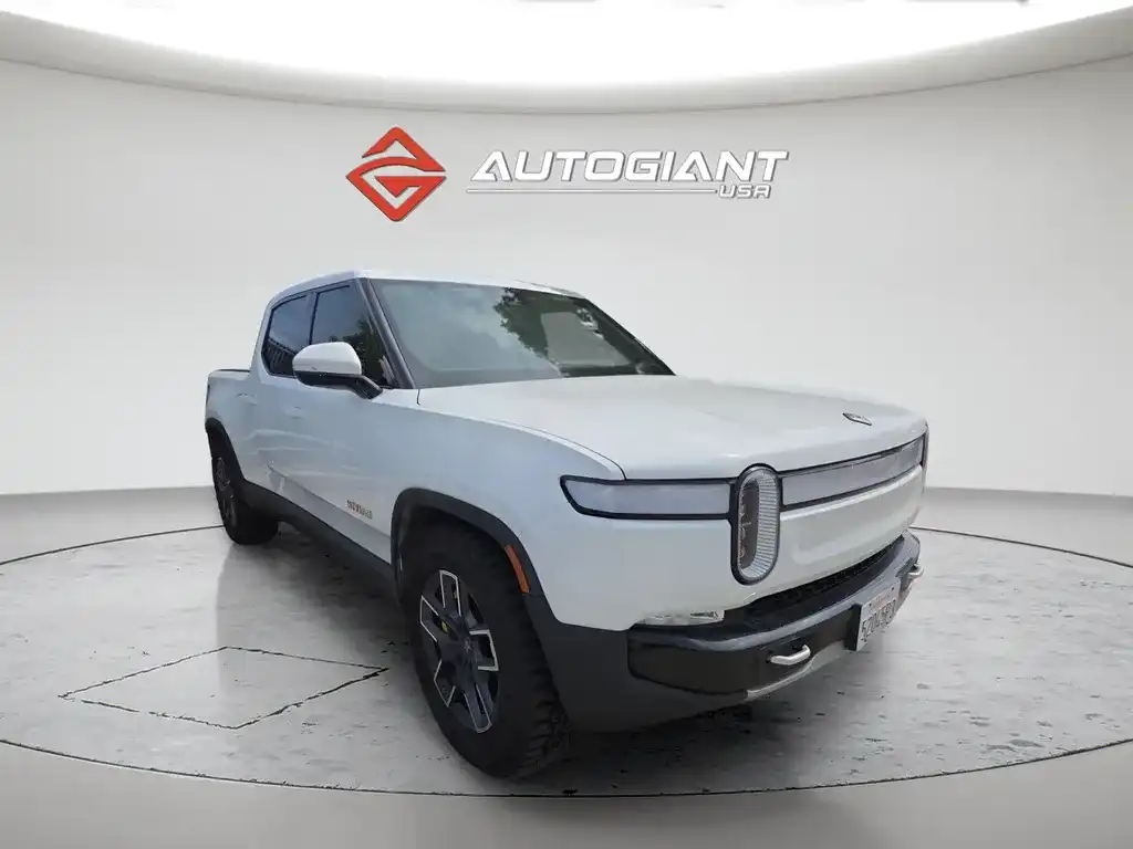 2022 Rivian R1T Adventure's photo