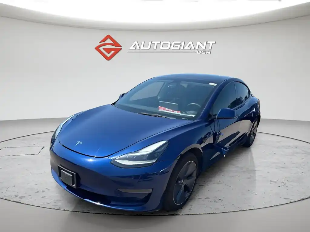 2023 Tesla Model 3 Base's photo