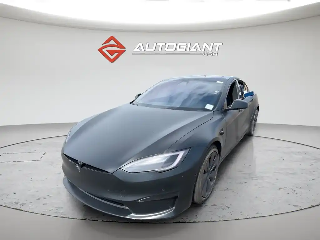 2021 Tesla Model S Plaid's photo