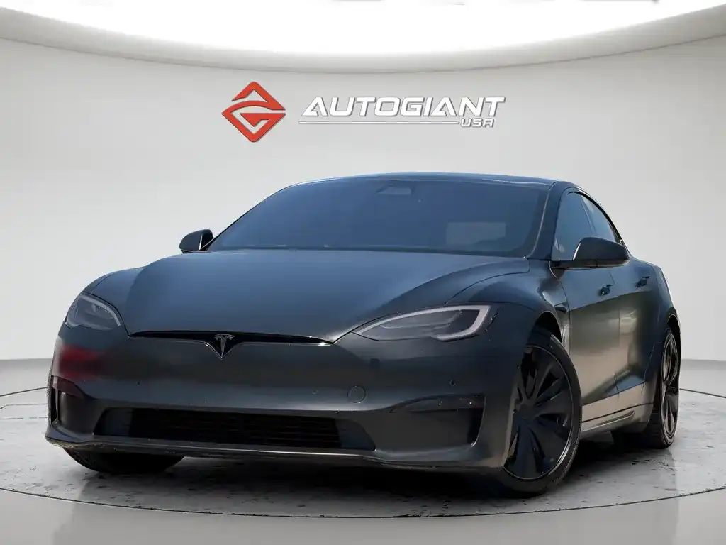 2021 Tesla Model S Plaid's photo