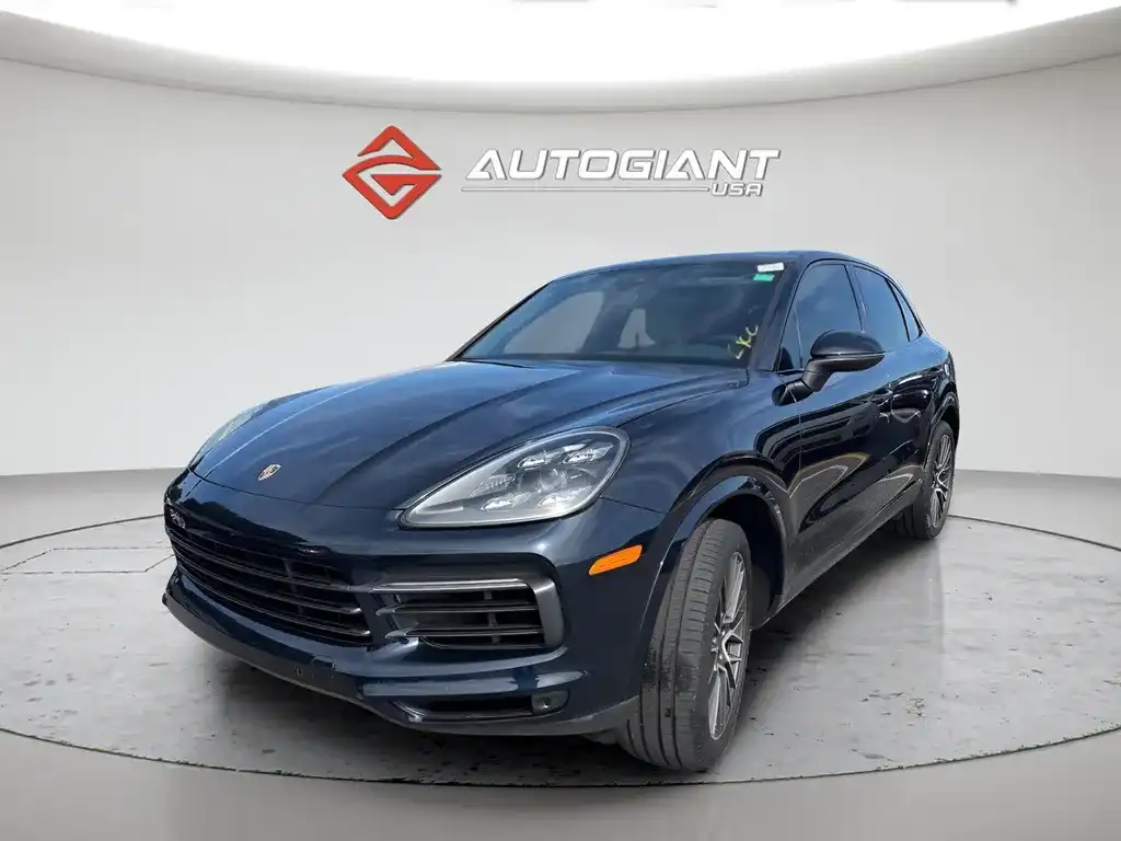 2021 Porsche Cayenne Base's photo