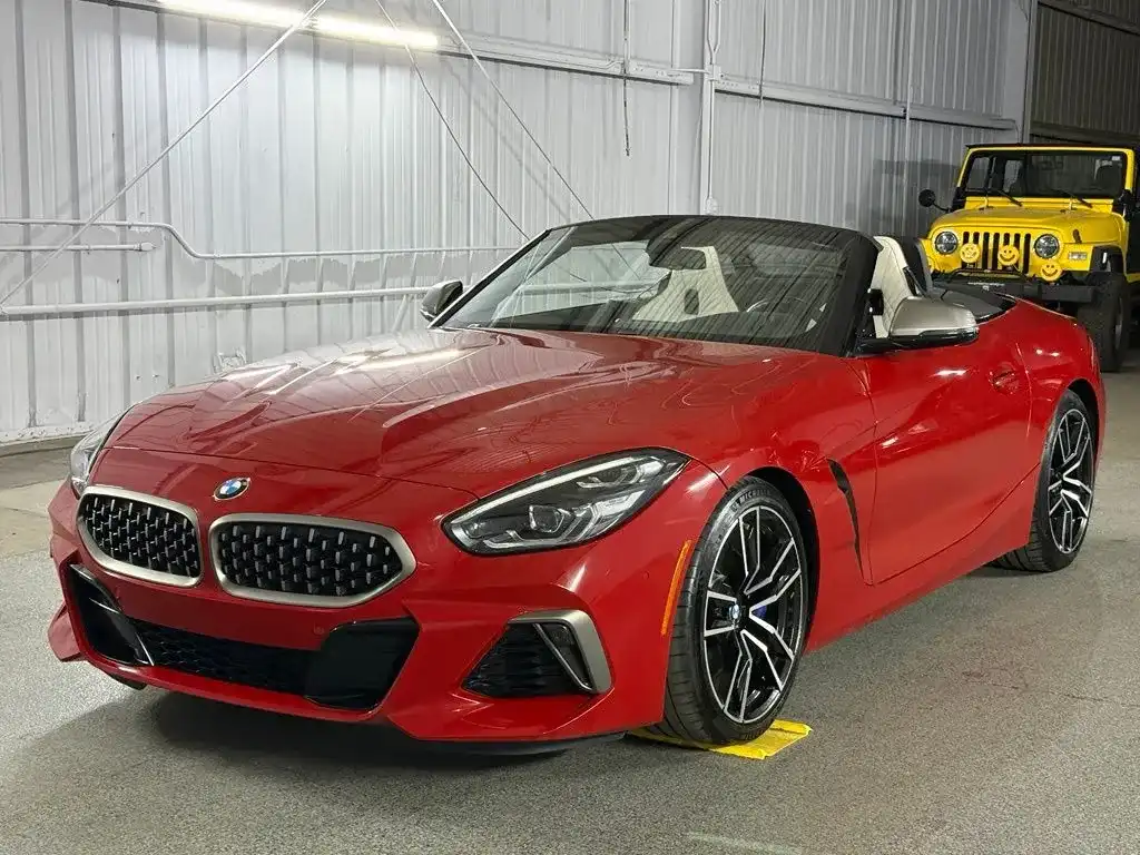 2022 BMW Z4 M40i's photo