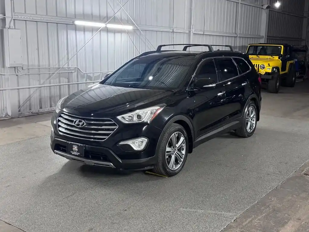 2015 Hyundai Santa Fe Limited AWD's photo