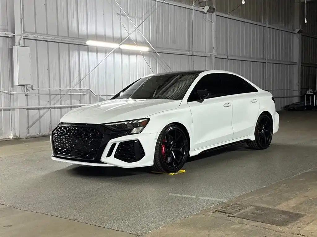 2024 Audi RS 3 2.5 TFSI quattro S tronic's photo