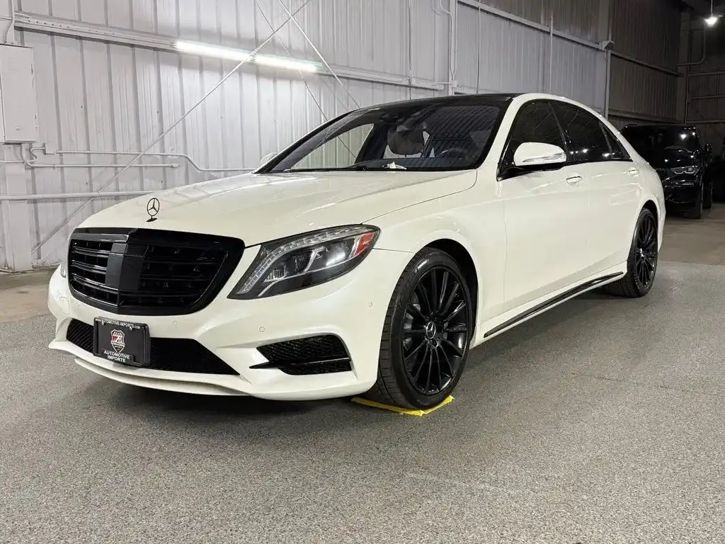 2015 Mercedes-Benz S-Class S550 4MATIC's photo