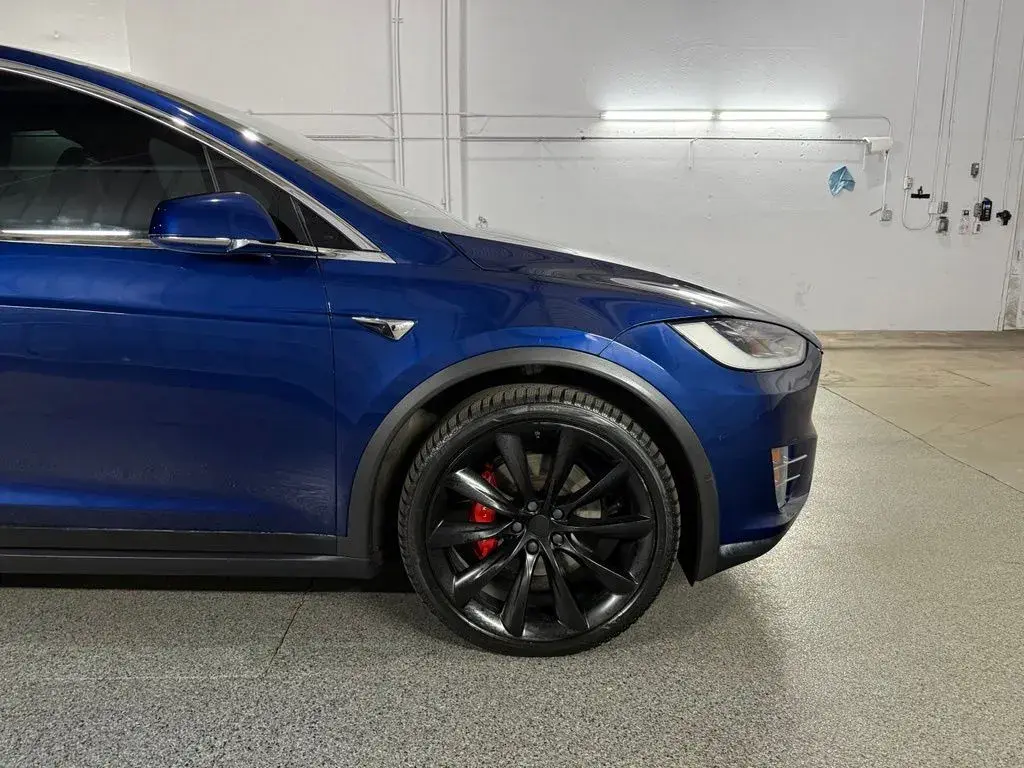 2020 Tesla Model X Performance photo 5