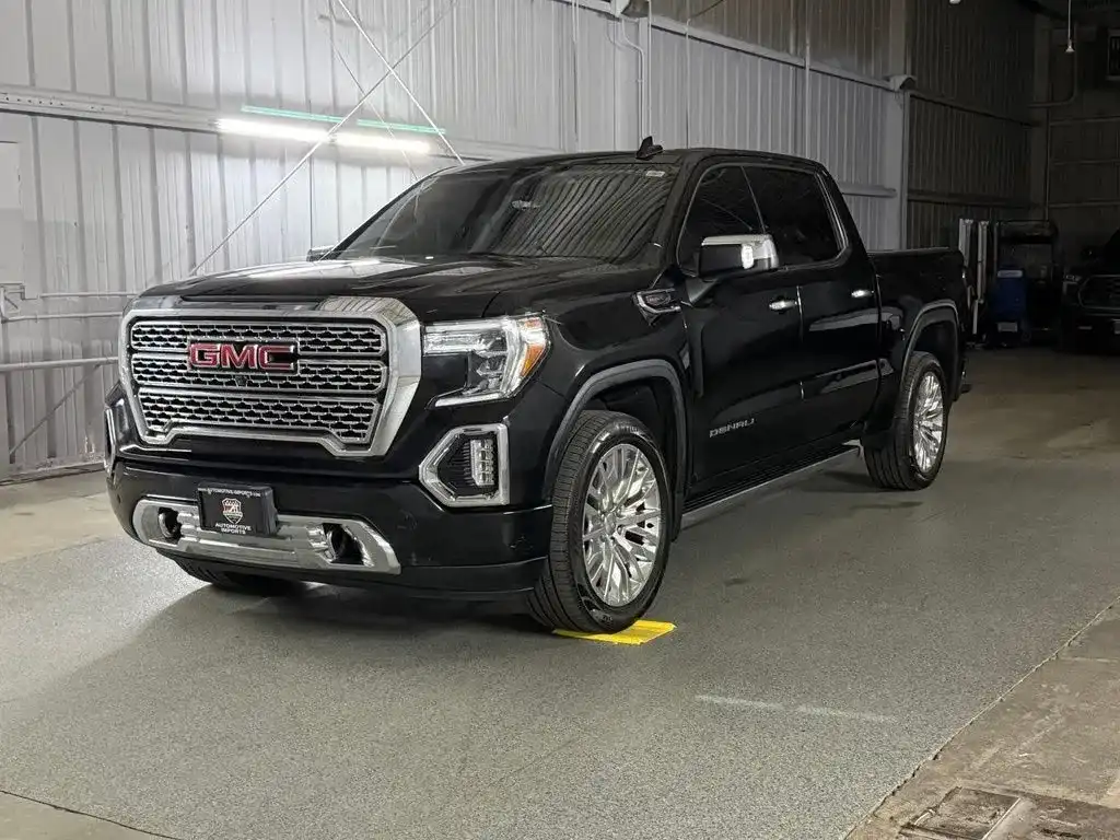 2019 GMC Sierra 4WD Crew Cab Short Box's photo