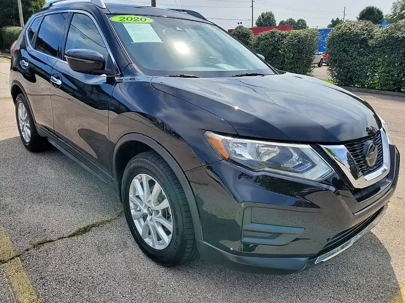 2020 Nissan Rogue SV FWD's photo