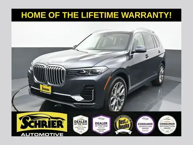 2022 BMW X7 xDrive40i's photo