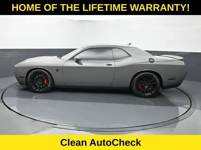 2023 Dodge Challenger SRT Hellcat Jailbreak Auto photo 4