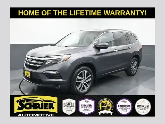 2017 Honda Pilot Touring 4WD's photo