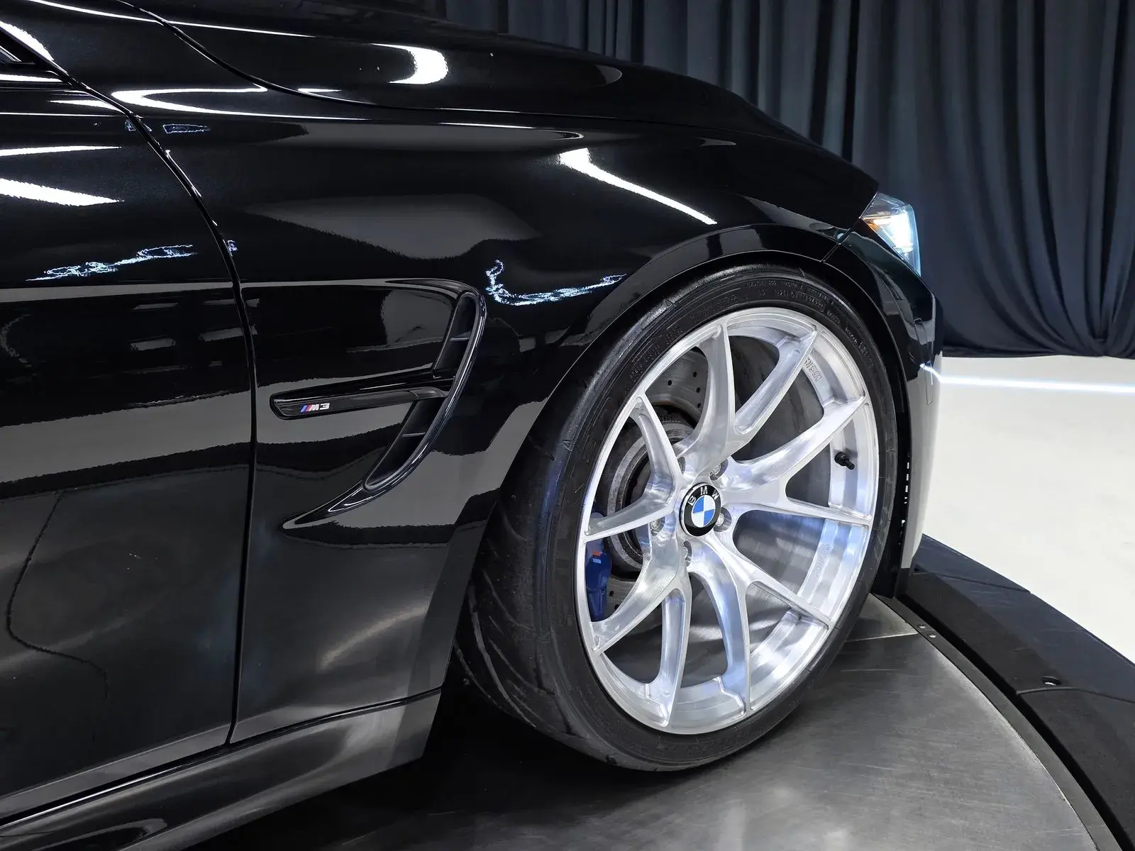 2018 BMW M3 Base photo 5