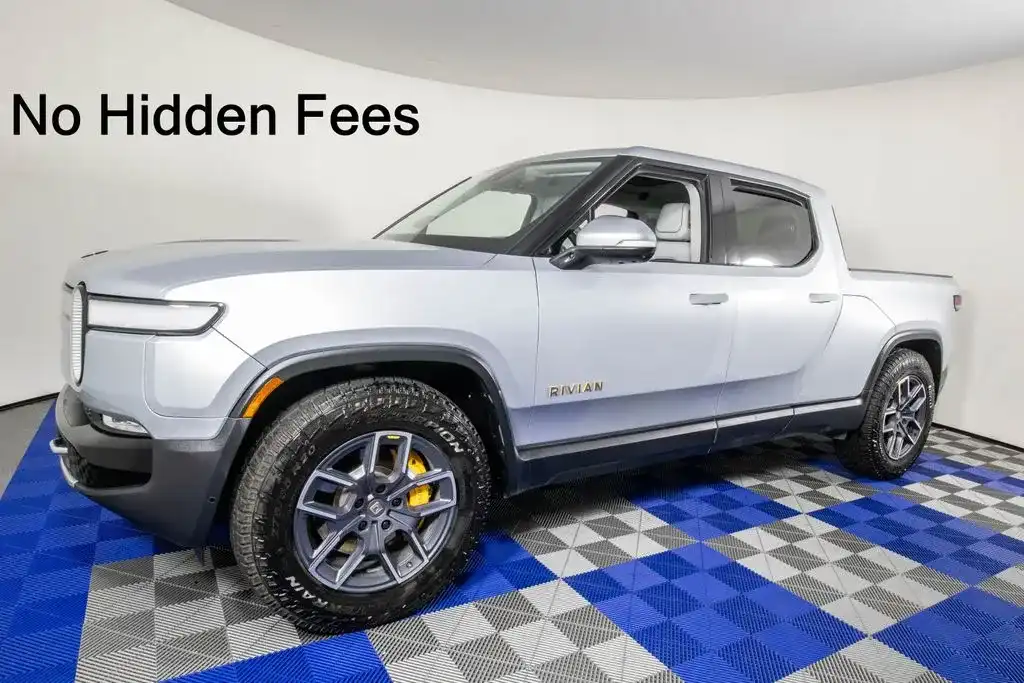 2022 Rivian R1T Adventure's photo