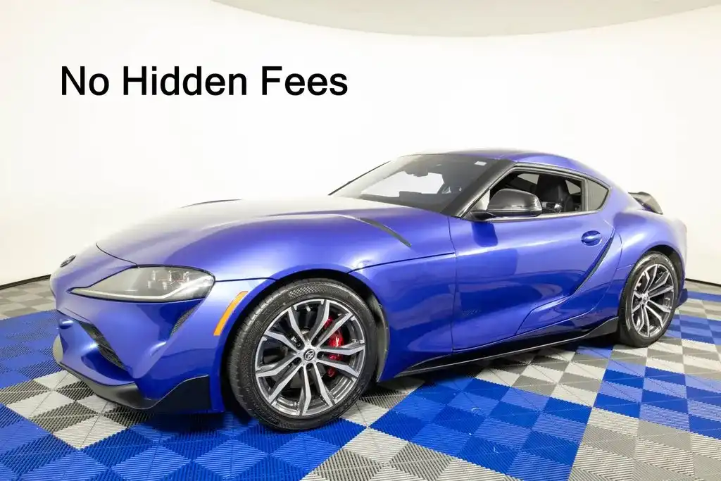 2023 Toyota Supra 2.0's photo