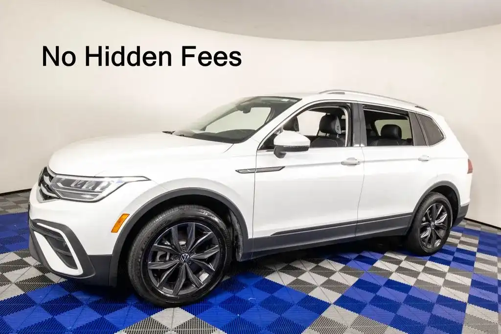 2023 Volkswagen Tiguan 2.0T SE's photo
