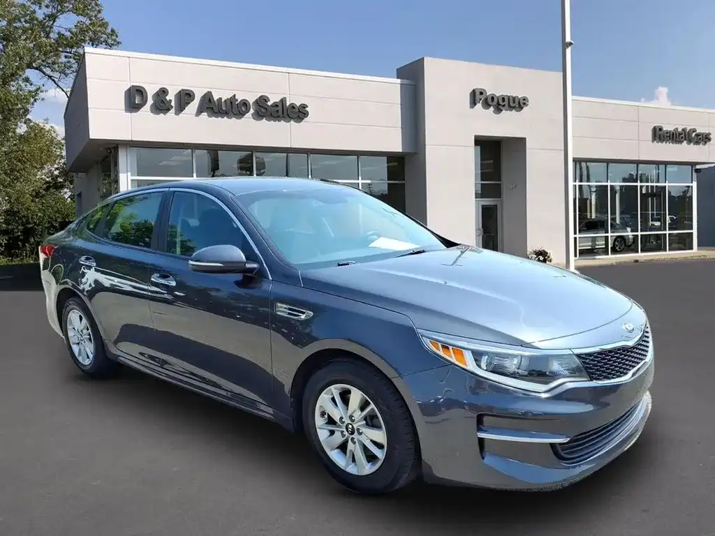 2017 Kia Optima LX Auto's photo